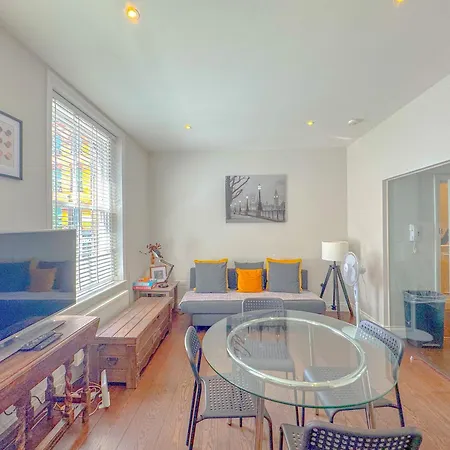 Appartement Pass The Keys Stylish 1 Bed Soho Flat